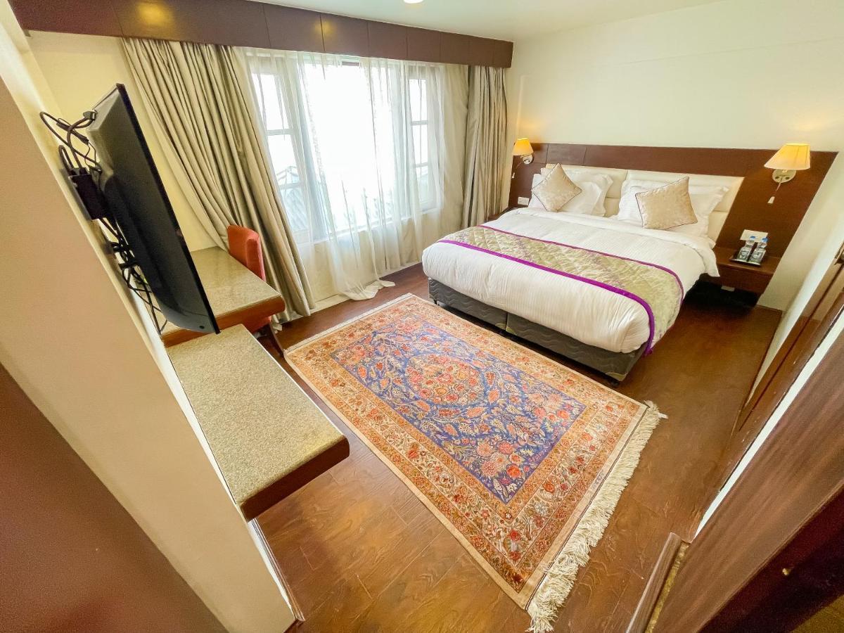 Paisley Palace Srinagar (Jammu and Kashmir)