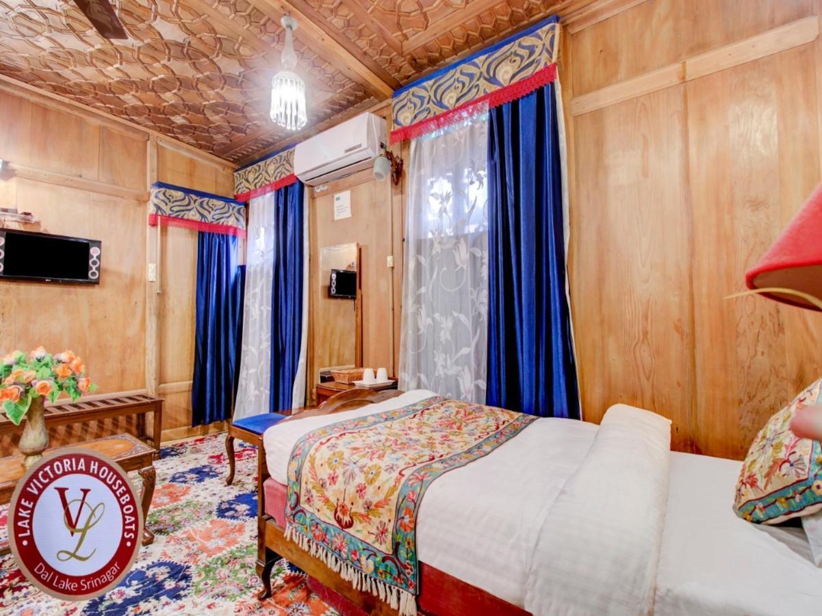 Bed & Breakfast Lake Victoria Houseboats Srinagar (Jammu and Kashmir)