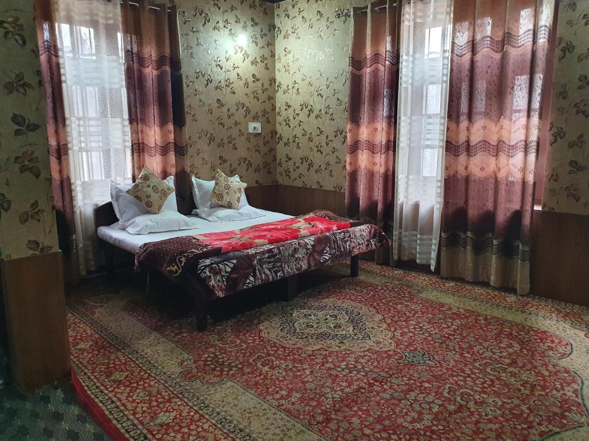Wazir Palace Hotel