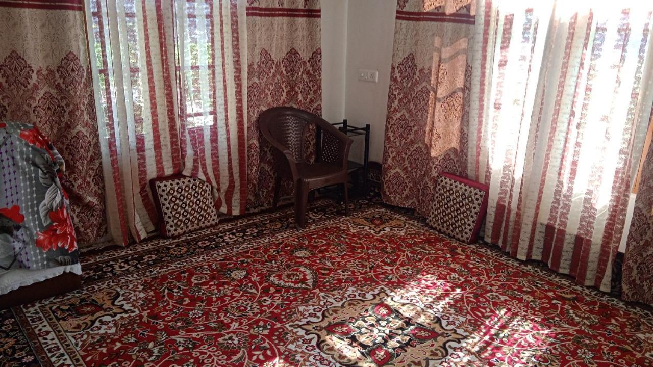Mir Manzil * Srinagar (Jammu and Kashmir)