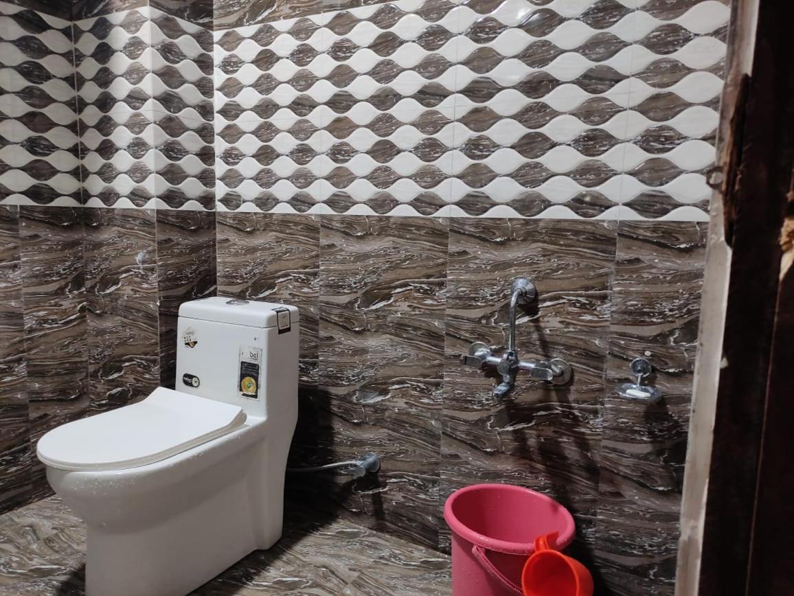 Silver 3* Srinagar (Jammu and Kashmir)