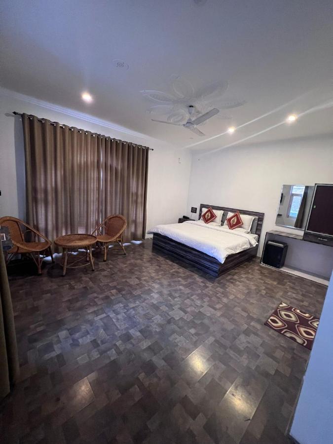 Sidsons Royale 3*