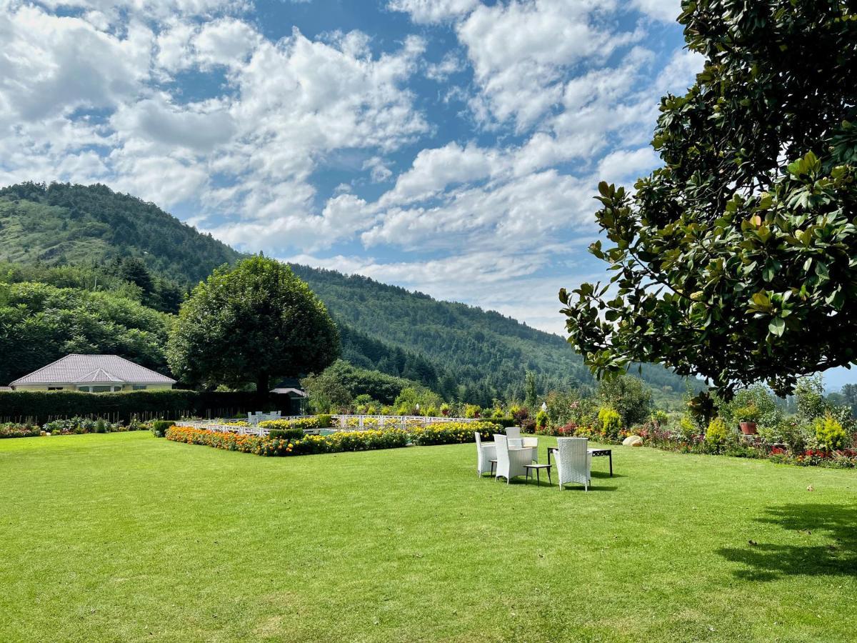 Karan Mahal * Srinagar (Jammu and Kashmir)