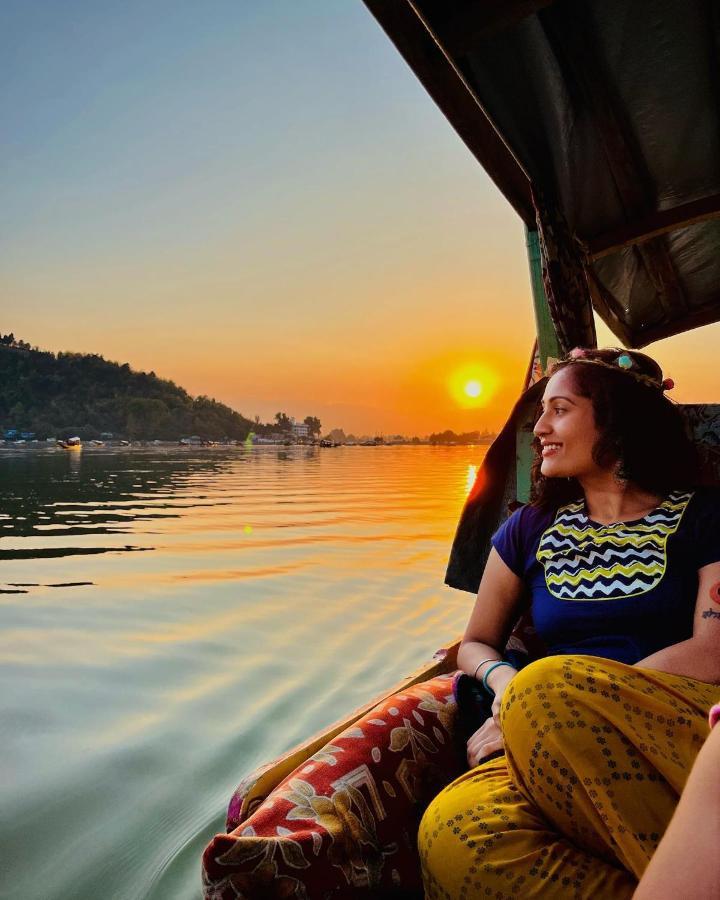 Lala Rukh Group Of Houseboats 4* Srinagar (Jammu and Kashmir)