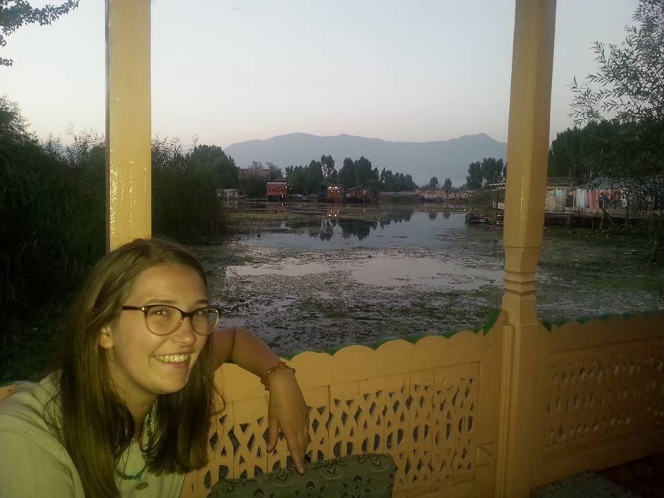 Houseboat Holiday Botel *