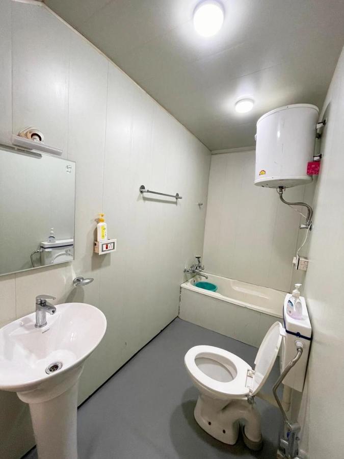 Botel Lala Rukh Group Of Houseboats 4*