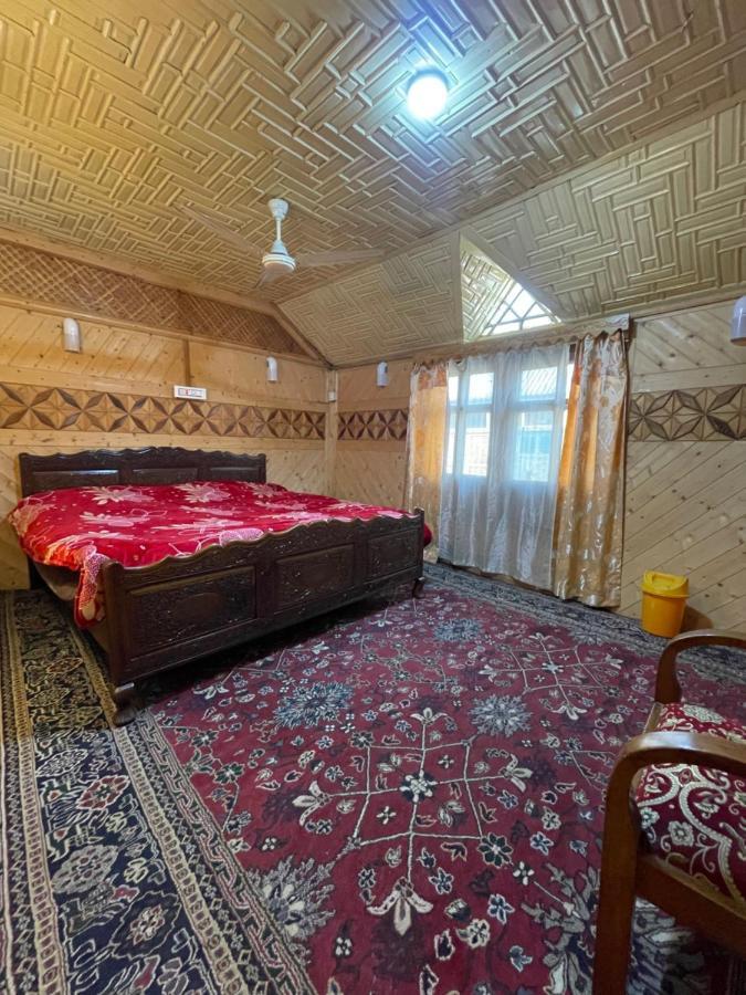 The Heritage Safina Group Of Houseboats