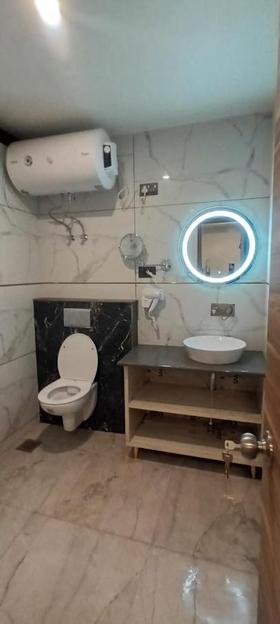 Bali Guest house Srinagar (Jammu and Kashmir)