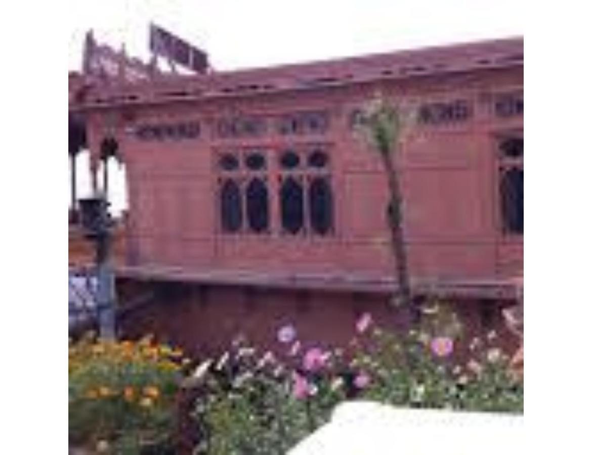 Cutty Sark Houseboat, Srinagar (Jammu and Kashmir)