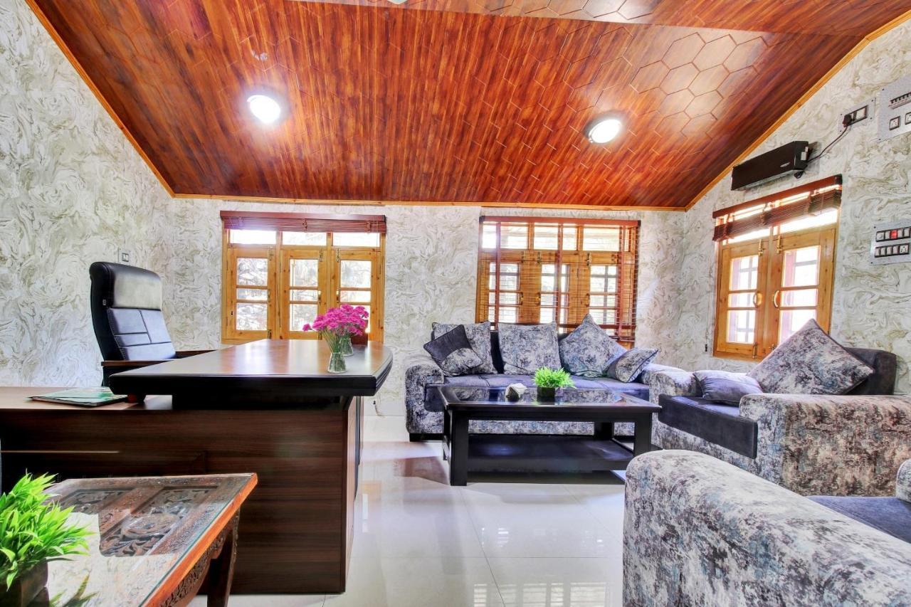 Hotel Super Oyo Capital O 91600 The Village Classic And Restaurant Srinagar (Jammu and Kashmir)