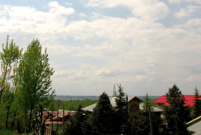 Hillscape 3*