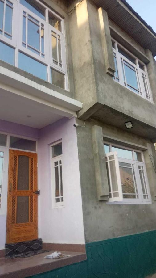 Oyo Yasmeena Apartment *