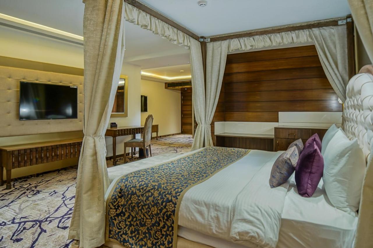 The Kabo Srinagar (Jammu and Kashmir)