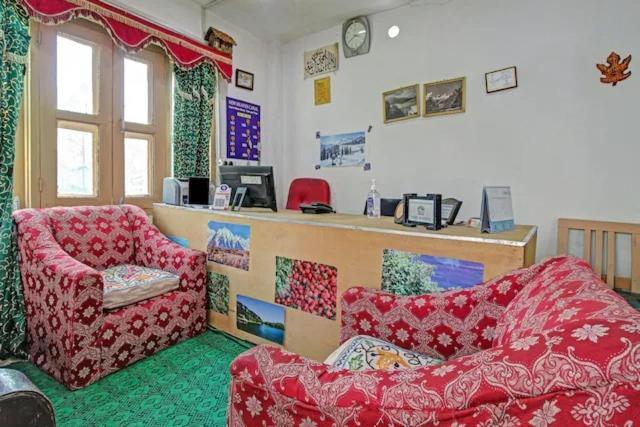New Heaven Canal * Srinagar (Jammu and Kashmir)