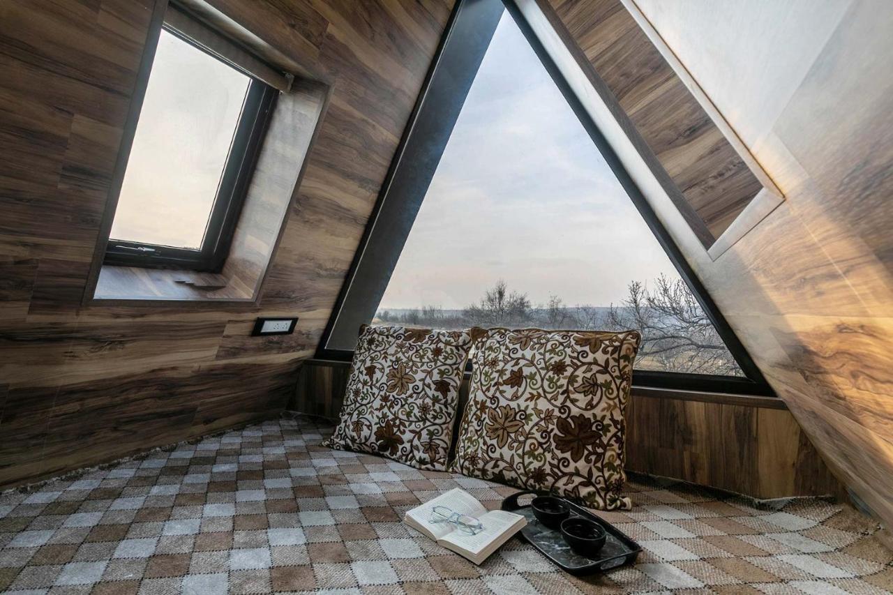 Villa Stayvista At The Loft - Pet Friendly With A-frame Structure, Interiors, Bonfire Srinagar (Jammu and Kashmir)