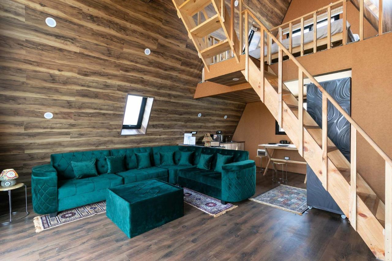 Stayvista At The Loft - Pet Friendly With A-frame Structure, Interiors, Bonfire Villa *