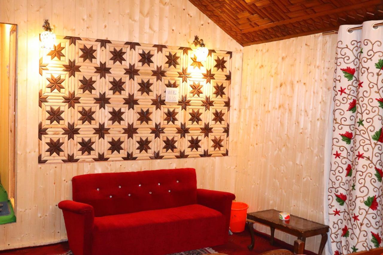 House Boat New Pala Palace 3* Srinagar (Jammu and Kashmir)