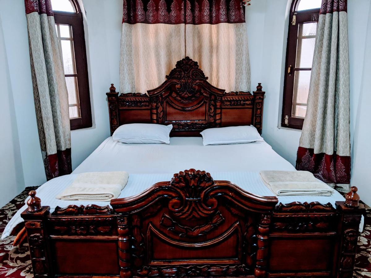 Kawa Retreat Guest house Srinagar (Jammu and Kashmir)