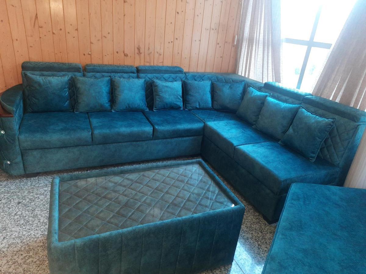 Bashaw Residency, Rated Family Near Airport Guest house