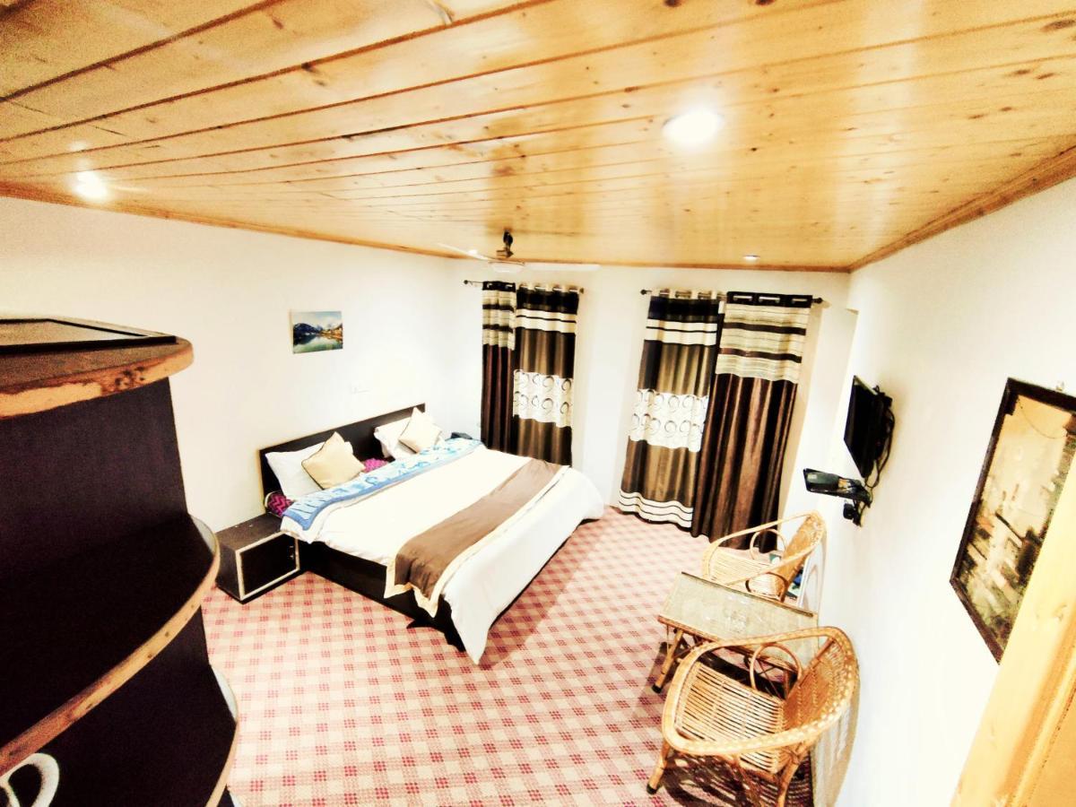 Sheesha Residency Hotel