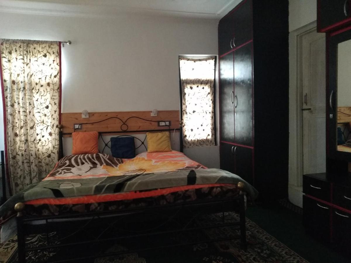 Serene House Homestay *