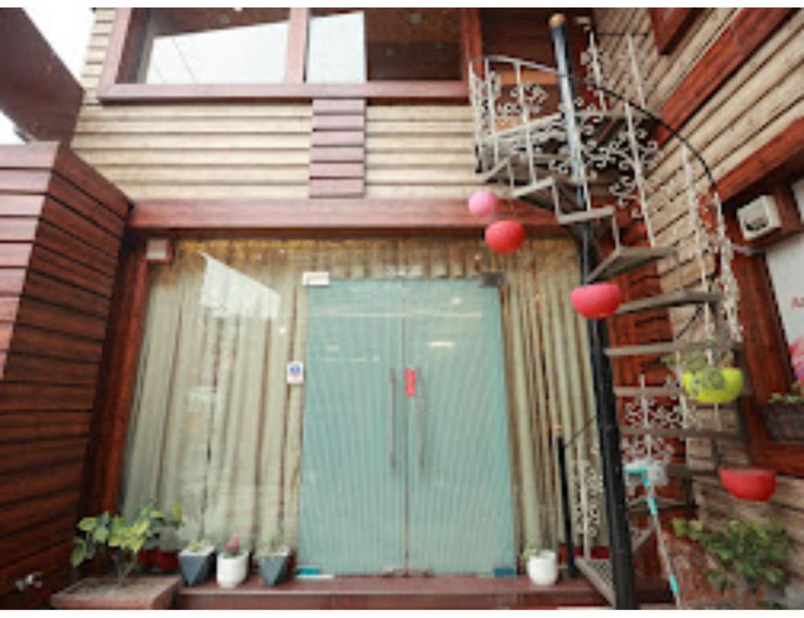 Homestay Aala Residency , *