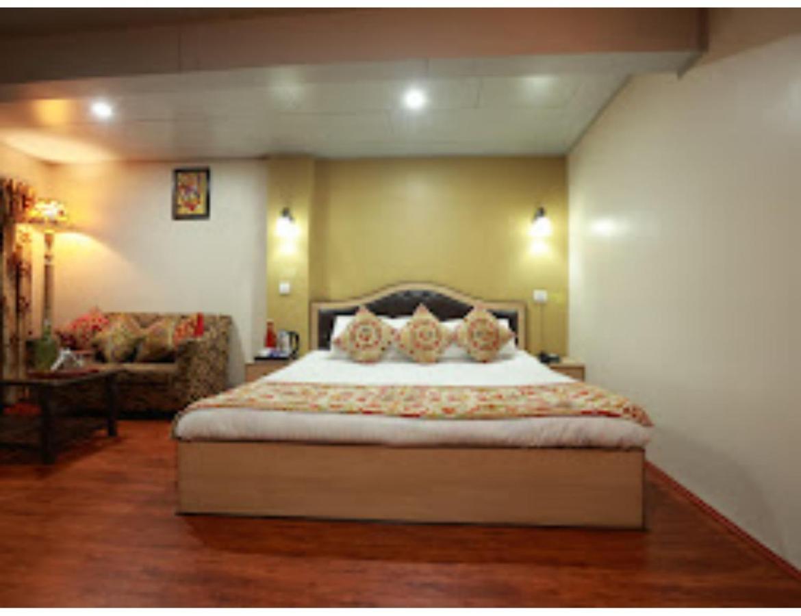 Homestay Aala Residency , *