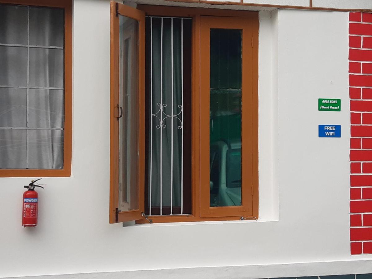 Homestay Rose Bowl Srinagar (Jammu and Kashmir)
