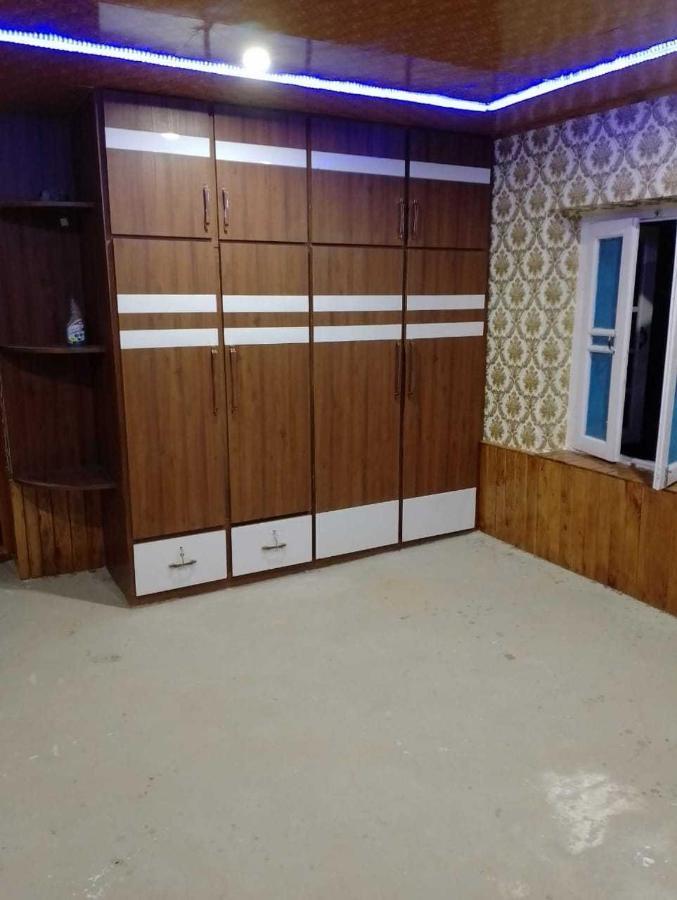 Apartment Oyo Yasmeena *