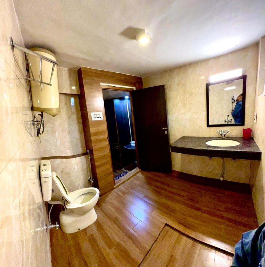 Guest house White