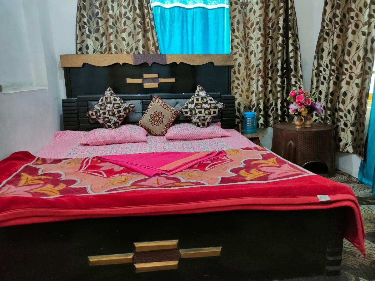 Guest house Irshad Srinagar (Jammu and Kashmir)