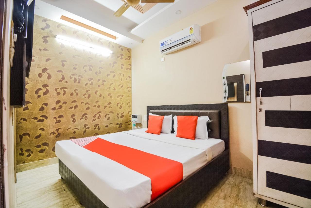 Oyo Noor Palace 3* Srinagar (Jammu and Kashmir)