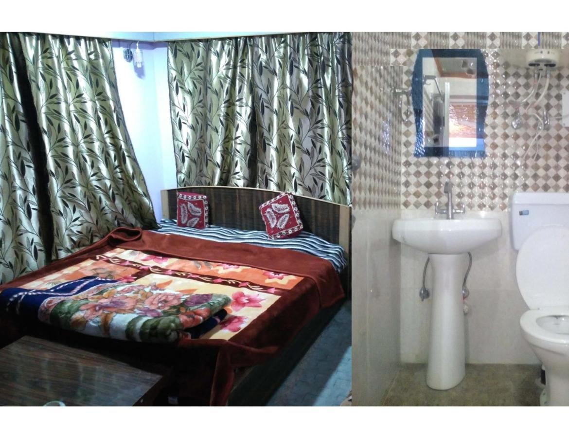 Gulab Resort, Homestay Srinagar (Jammu and Kashmir)