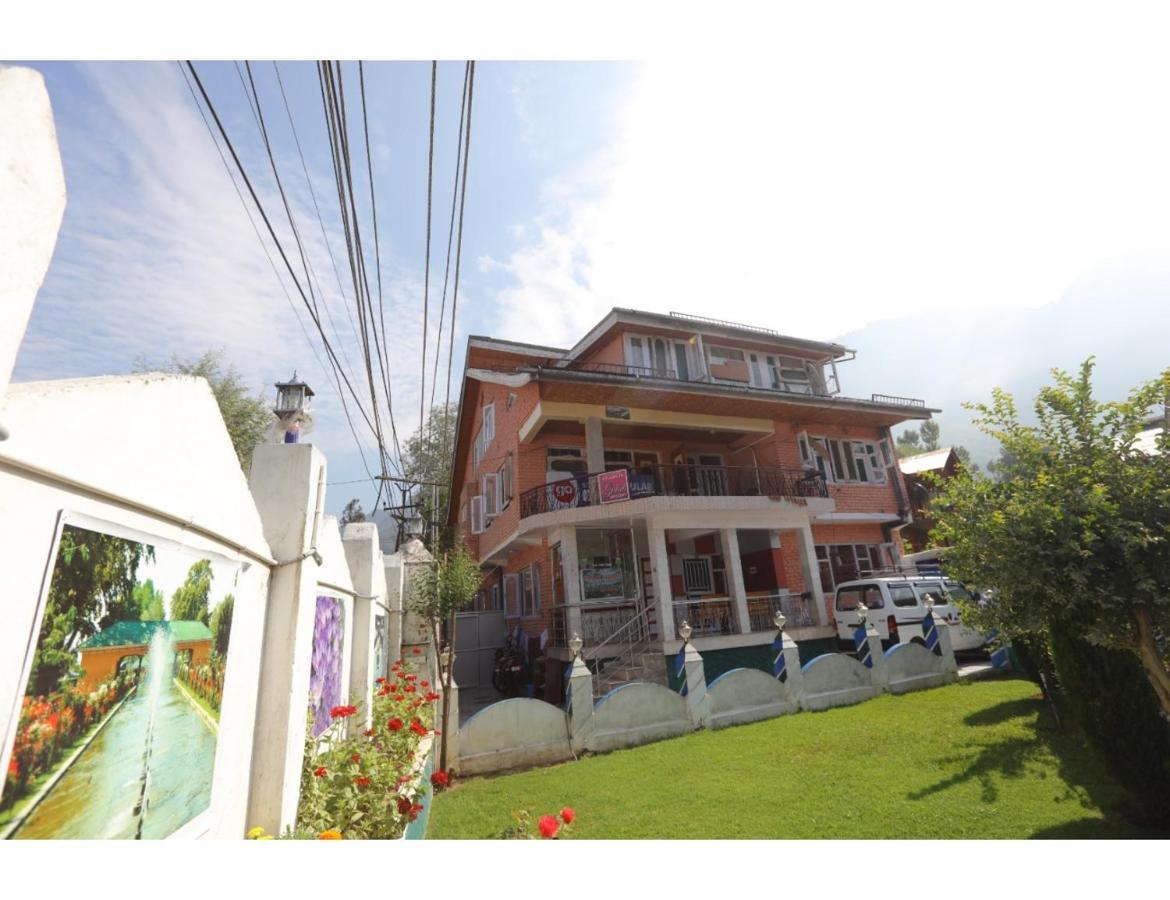 Gulab Resort, Homestay Srinagar (Jammu and Kashmir)