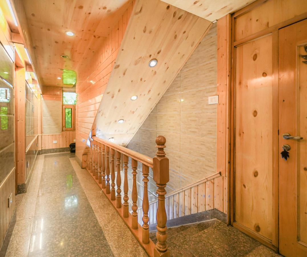 Hotel Mirage Srinagar (Jammu and Kashmir)