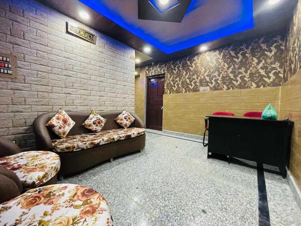 O Desire Hotel
