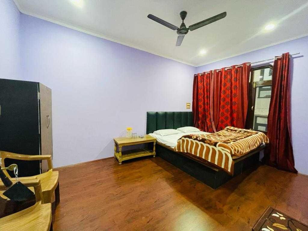 O Desire Hotel Srinagar (Jammu and Kashmir)