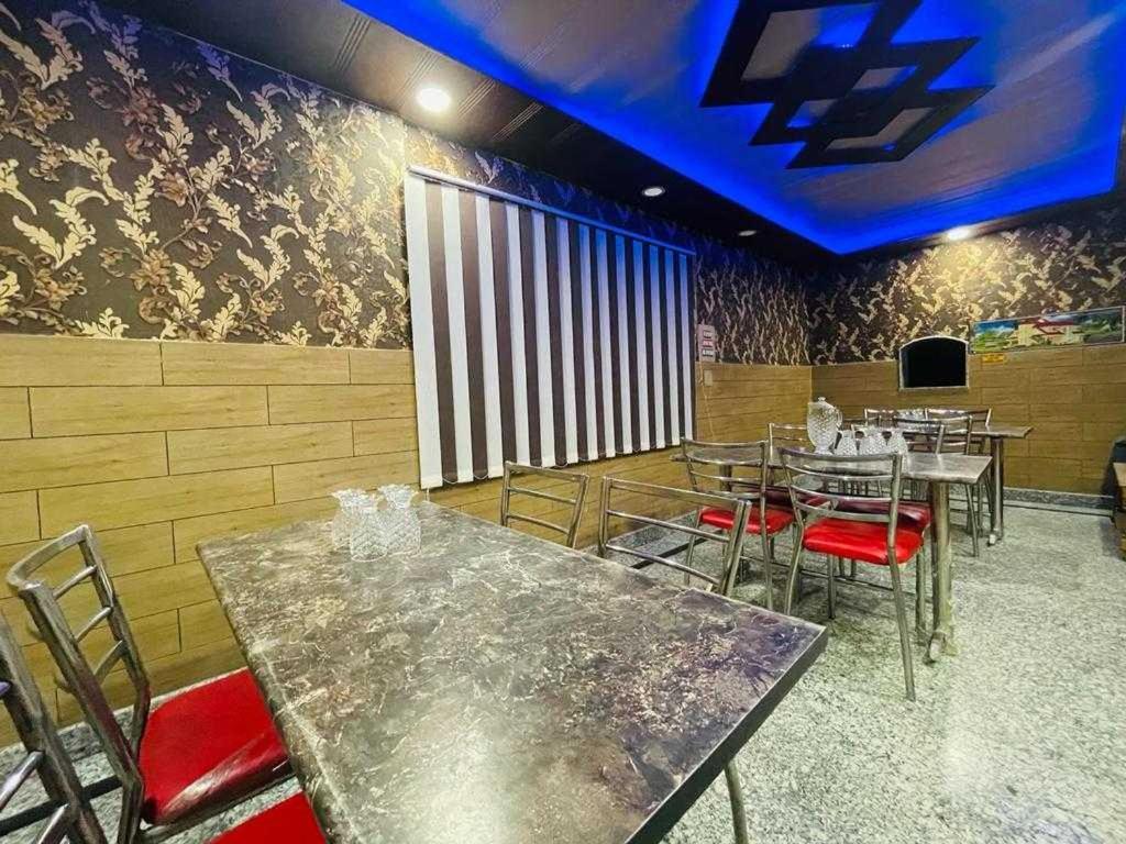 O Desire Hotel *
