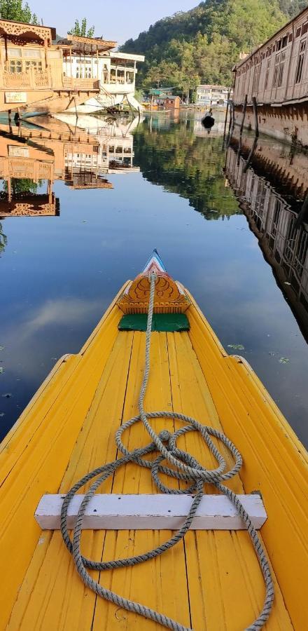Heritage Amina Group Of Houseboats Botel 5*