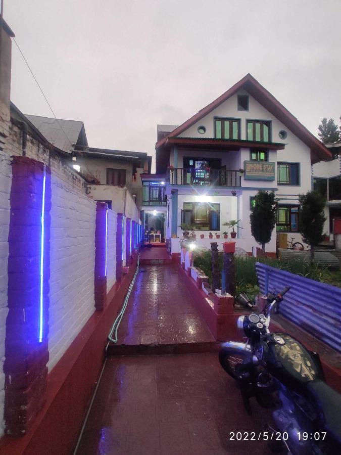 O Pop Foreshore Hotel 3*
