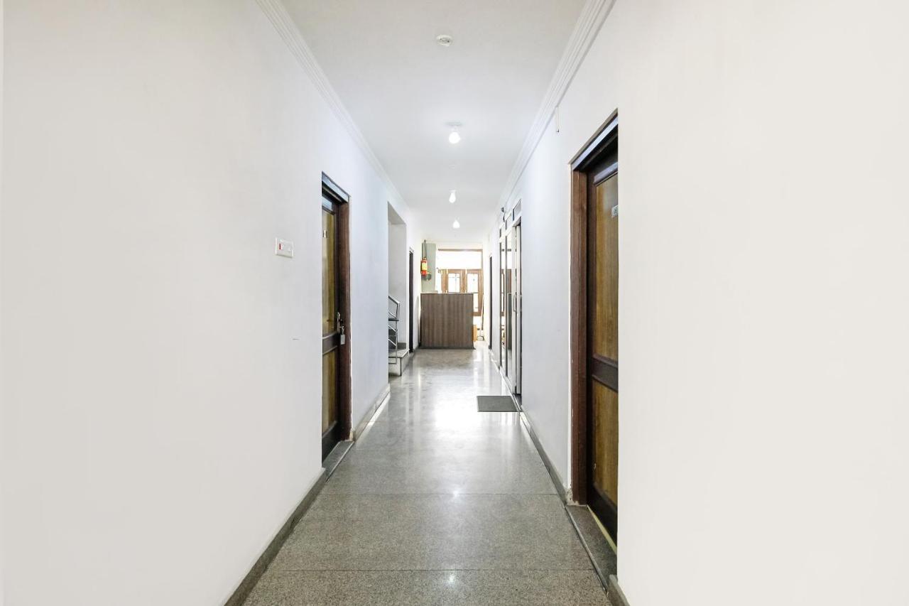 Hotel O 26454 Star & Restaurant Srinagar (Jammu and Kashmir)