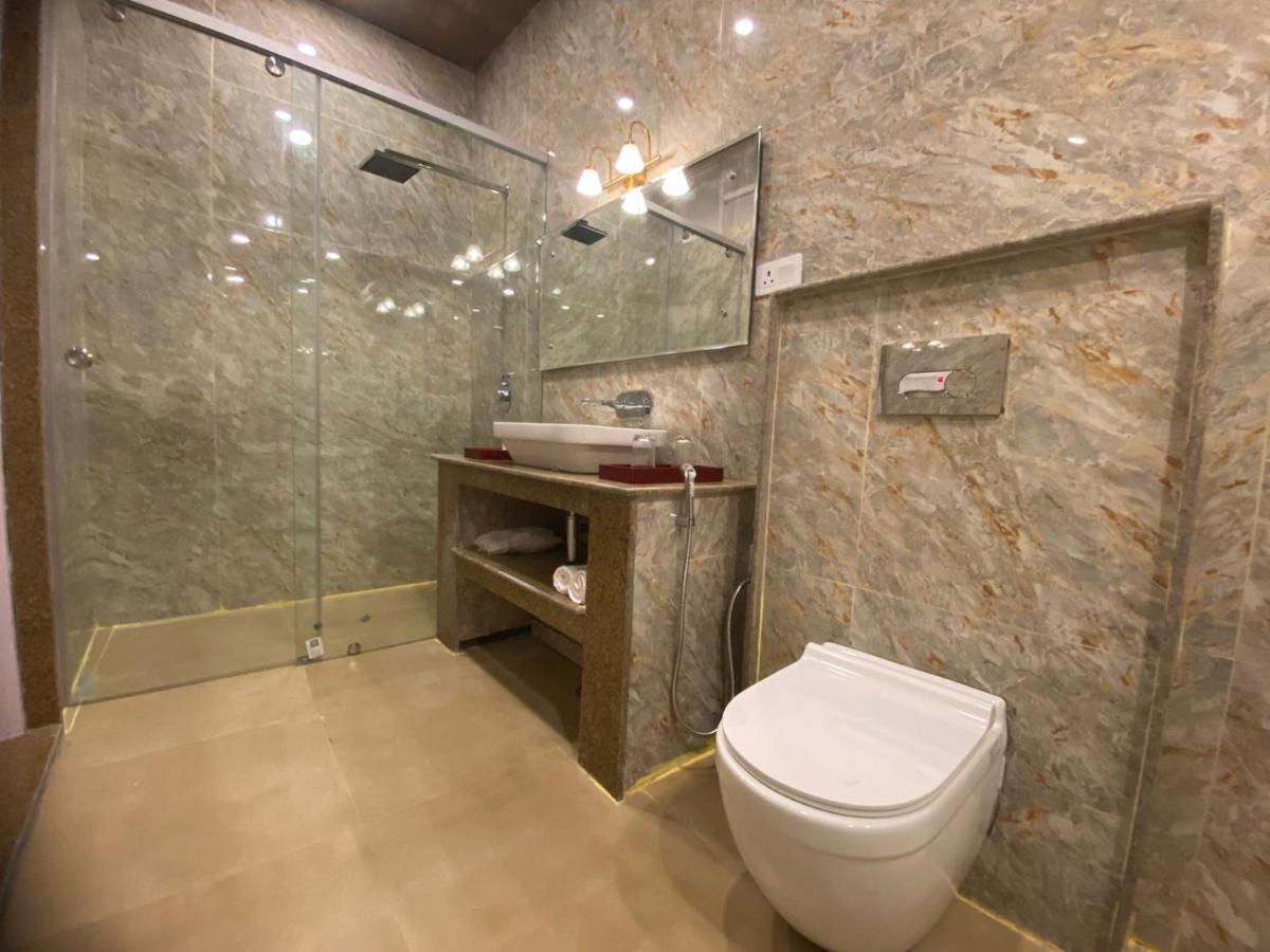 Guest house Upani