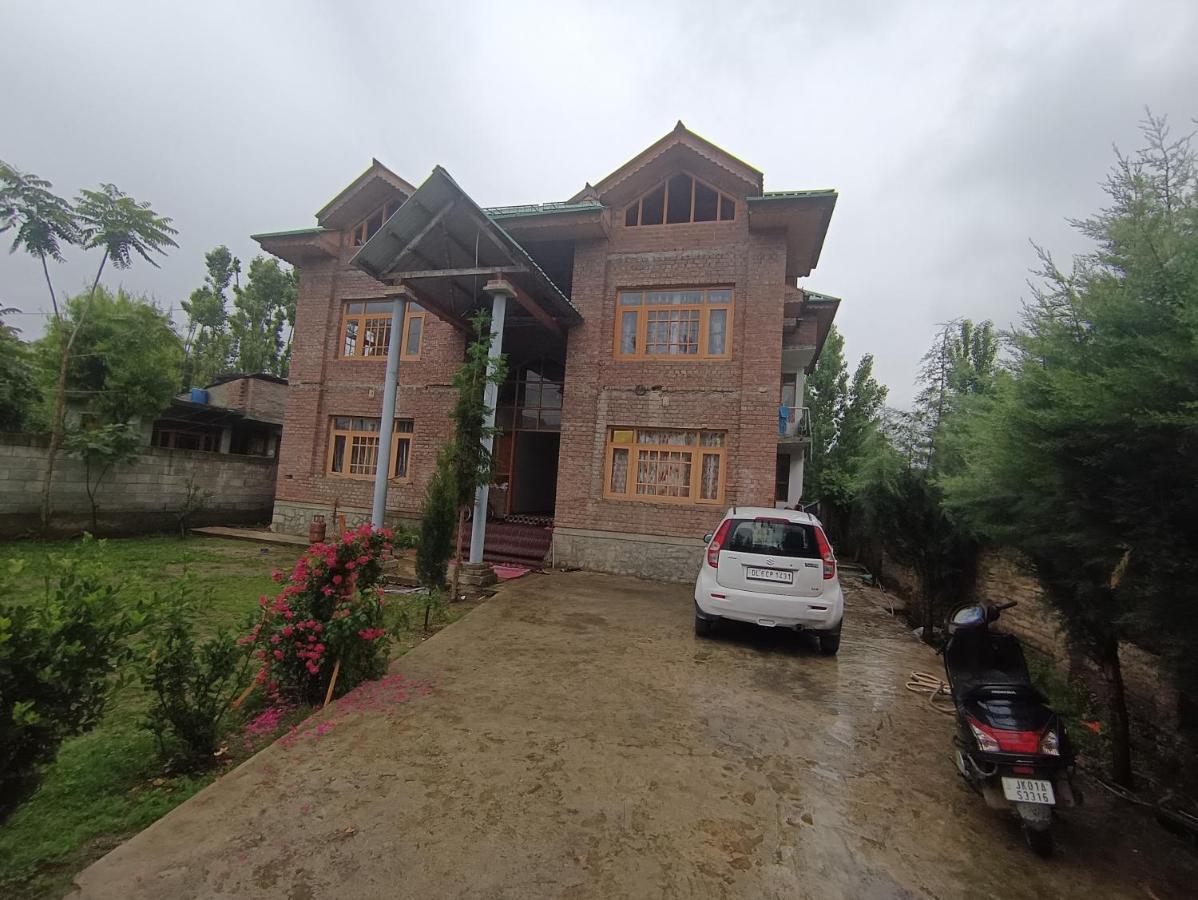 Homestay Zikra Srinagar (Jammu and Kashmir)
