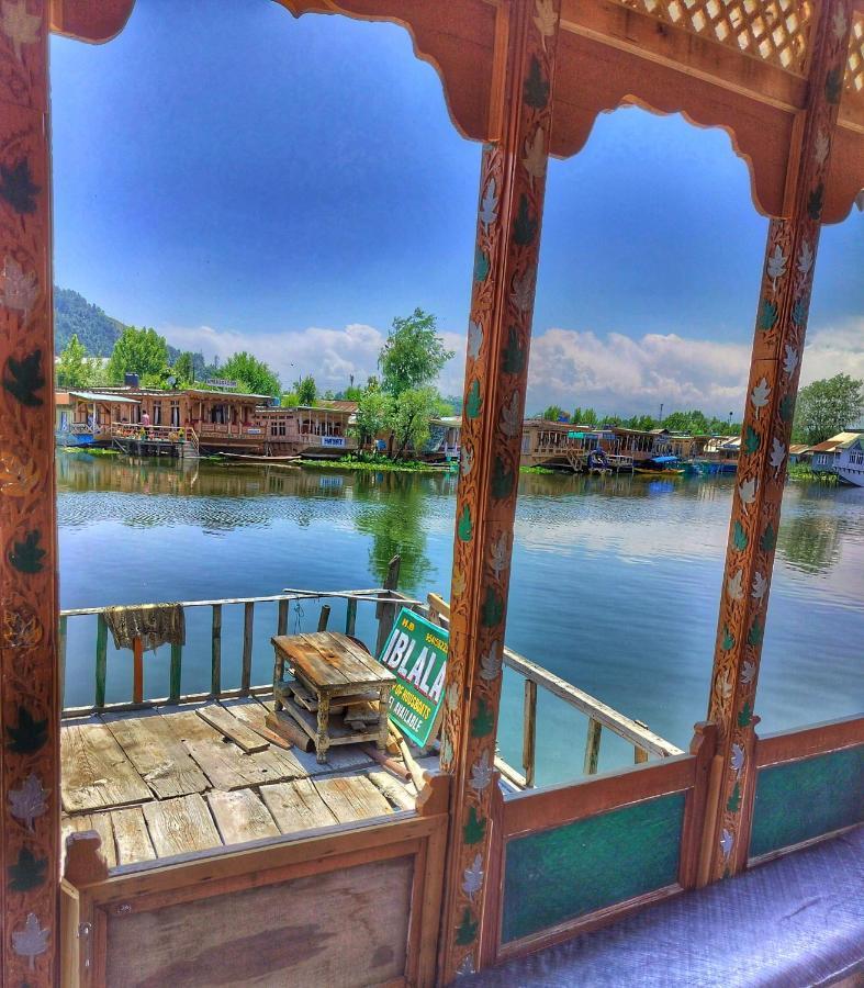 Iblala Houseboat