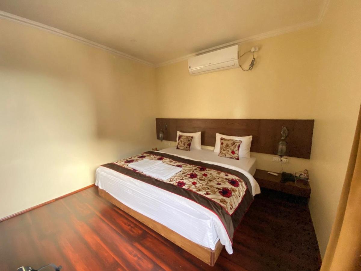 Hotel Green Rooms Hotel 4*