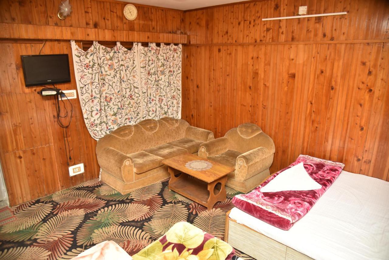 Hotel Kashmir Rose Srinagar (Jammu and Kashmir)