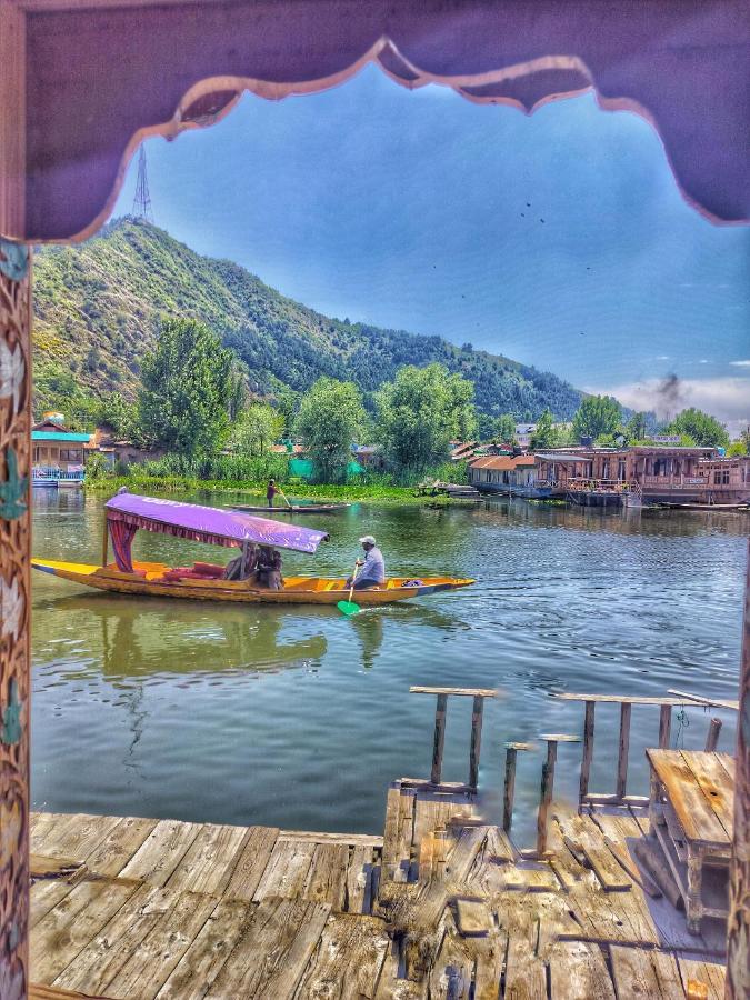 Botel Iblala Houseboat 3*