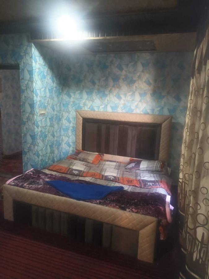 O Bareen Hotel Srinagar (Jammu and Kashmir)