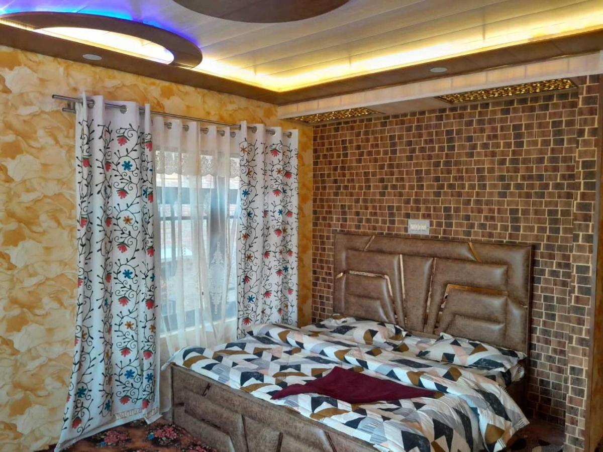 O Bareen Hotel