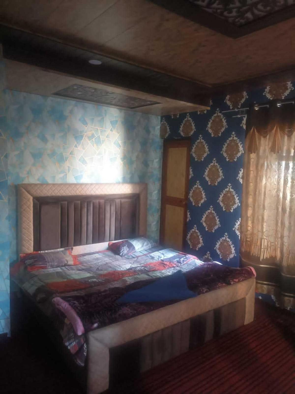 Hotel O Bareen 3*